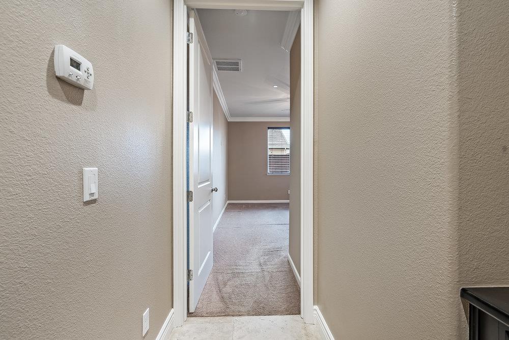 Detail Gallery Image 26 of 40 For 1124 Cabrillo Dr, Hollister,  CA 95023 - 3 Beds | 2 Baths