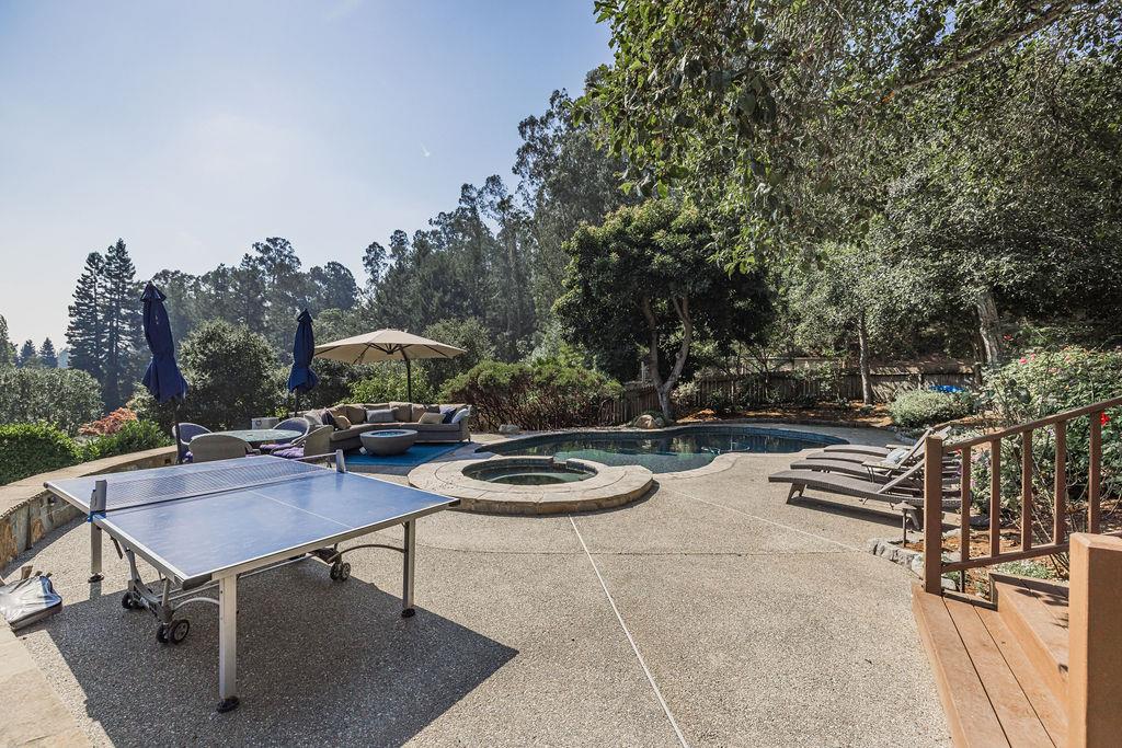 Detail Gallery Image 16 of 93 For 2947 Pleasant Valley Rd, Aptos,  CA 95003 - 3 Beds | 2 Baths