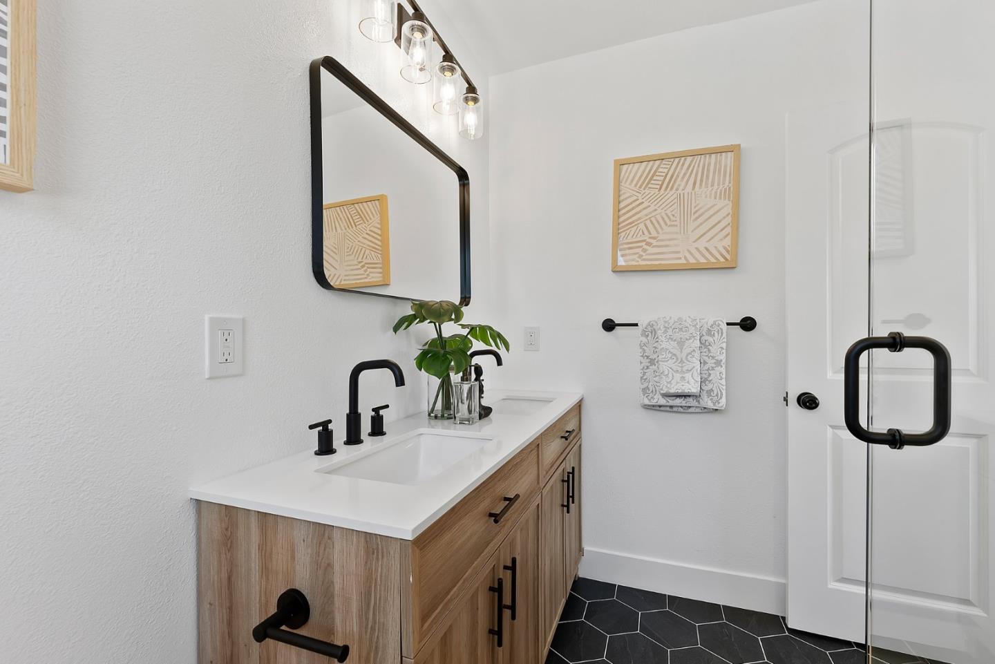 Detail Gallery Image 20 of 36 For 158 S Morrison Ave, San Jose,  CA 95126 - 3 Beds | 2 Baths