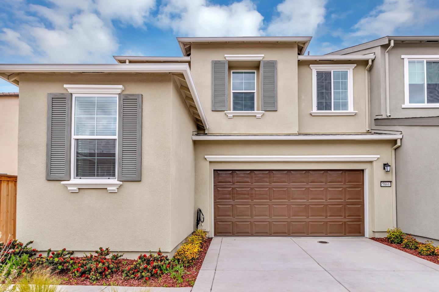 Detail Gallery Image 2 of 47 For 5866 Markham Ct, Tracy,  CA 95377 - 3 Beds | 2/1 Baths