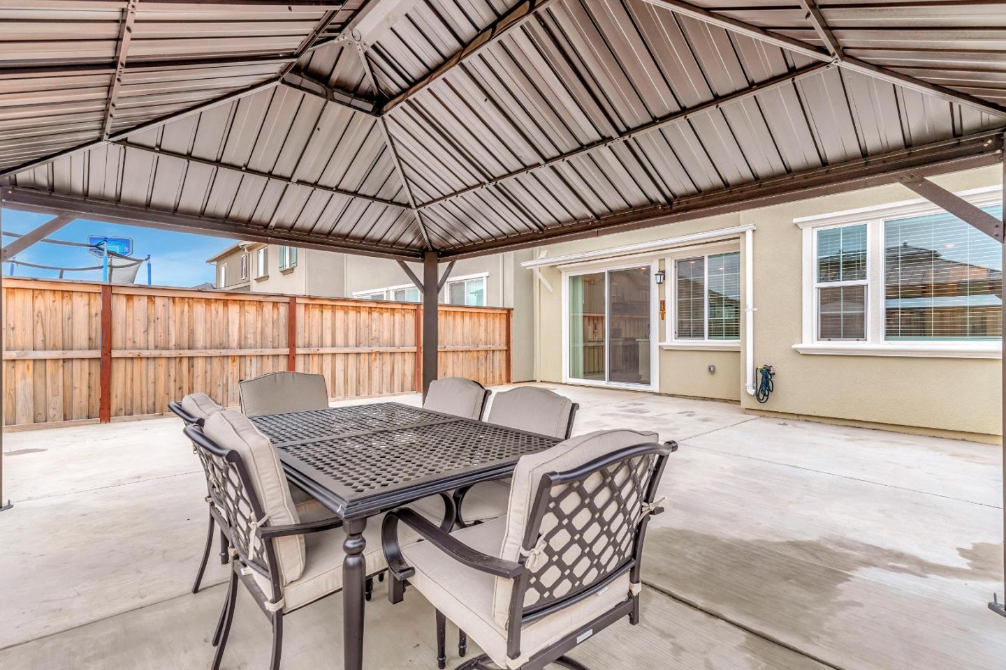 Detail Gallery Image 37 of 47 For 5866 Markham Ct, Tracy,  CA 95377 - 3 Beds | 2/1 Baths