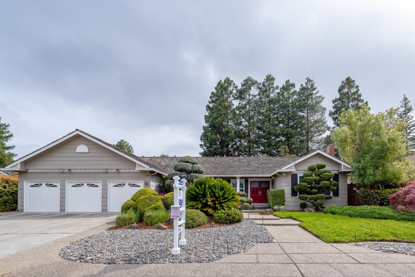 Detail Gallery Image 1 of 1 For 12520 Blue Meadow Ct, Saratoga,  CA 95070 - 4 Beds | 2/1 Baths