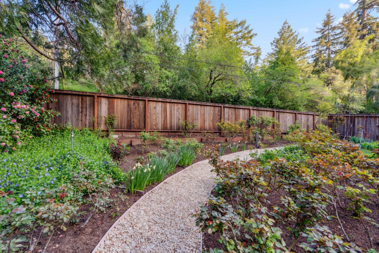 Detail Gallery Image 33 of 42 For 9965 Love Creek Rd, Ben Lomond,  CA 95005 - 3 Beds | 2 Baths