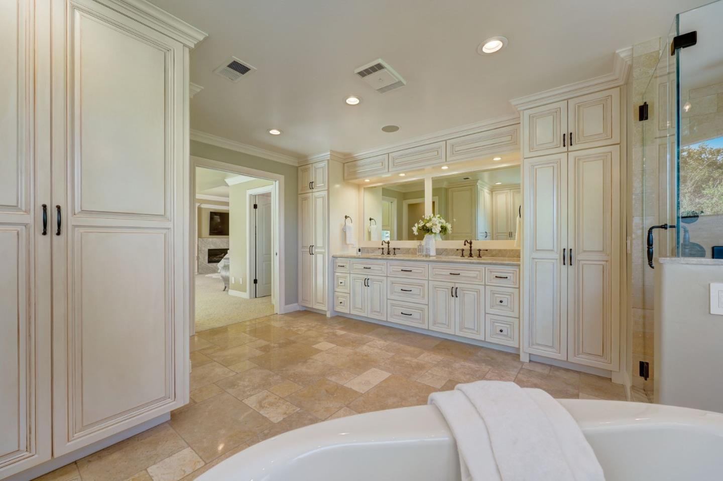 Detail Gallery Image 65 of 178 For 15965 Shannon Rd, Los Gatos,  CA 95032 - 5 Beds | 3/1 Baths