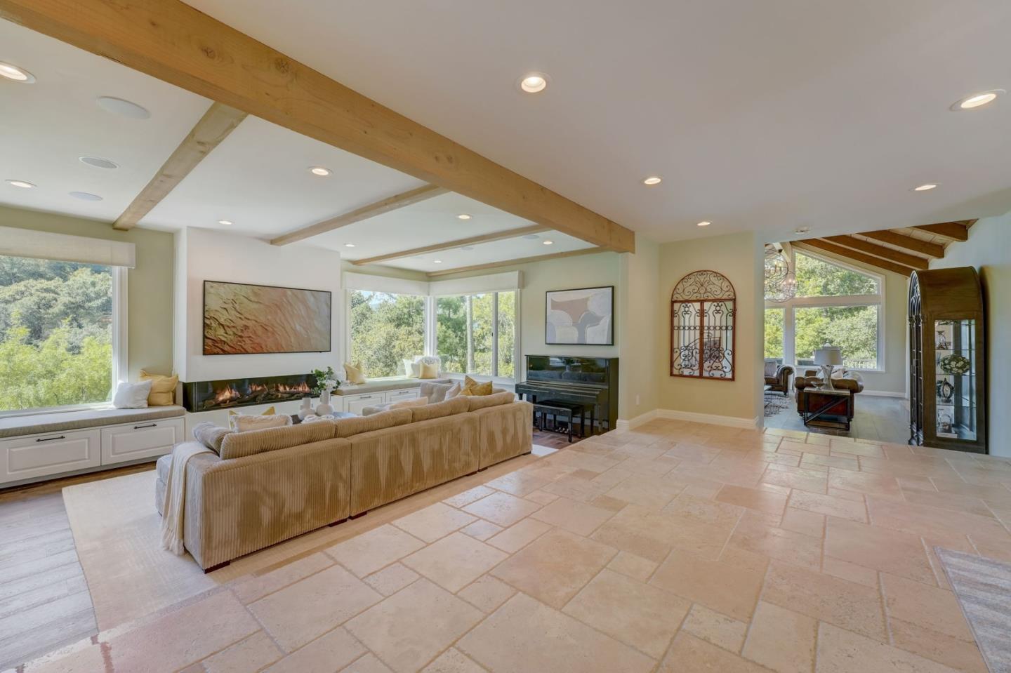 Detail Gallery Image 8 of 178 For 15965 Shannon Rd, Los Gatos,  CA 95032 - 5 Beds | 3/1 Baths