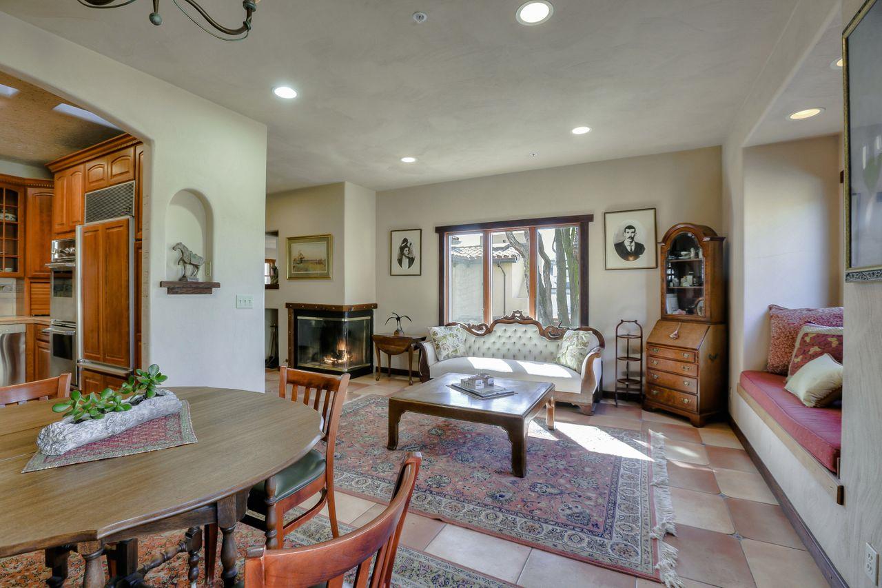 Detail Gallery Image 7 of 23 For 725 Correas St, Half Moon Bay,  CA 94019 - 3 Beds | 1/1 Baths