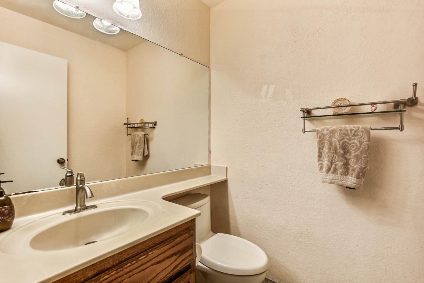 Detail Gallery Image 12 of 22 For 2936 Mitton, San Jose,  CA 95148 - 4 Beds | 2/1 Baths