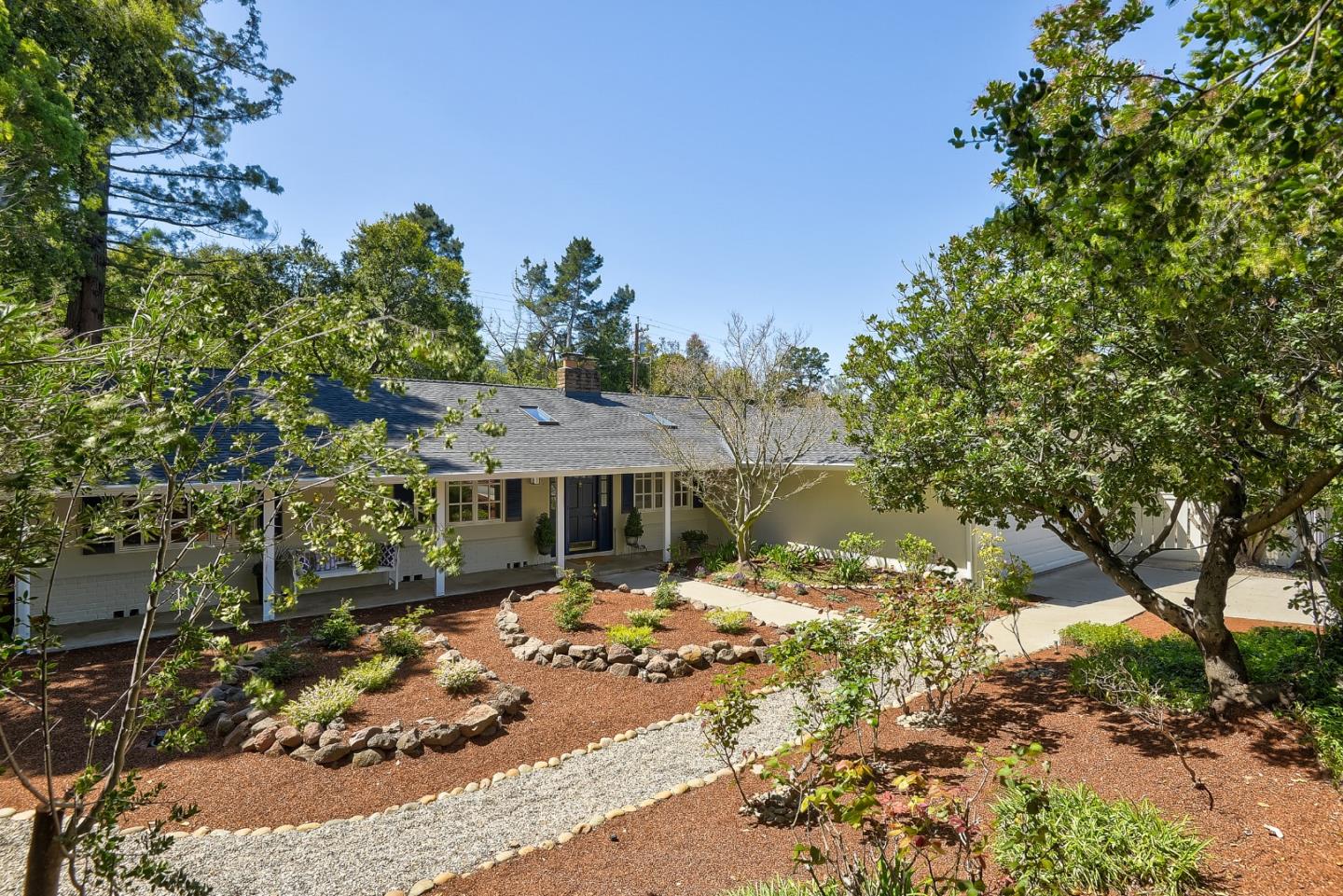 901 Highlands Circle, Los Altos, CA 