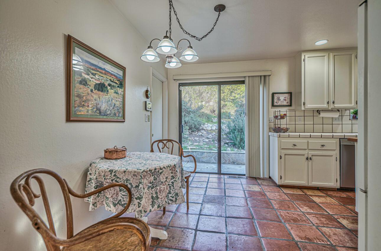 Detail Gallery Image 11 of 36 For 7571 via Guiseppe Ln, Prunedale,  CA 93907 - 4 Beds | 2/1 Baths