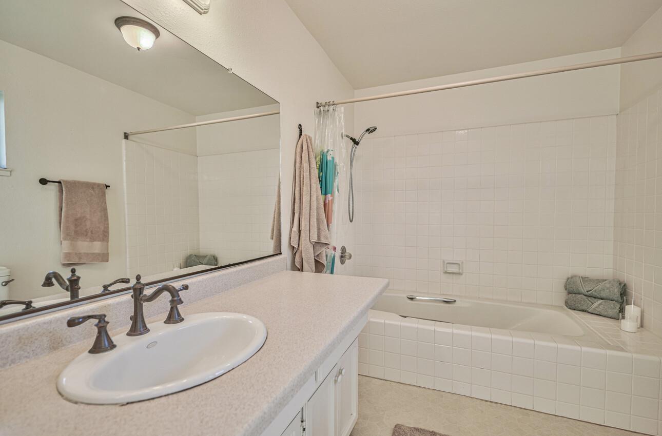 Detail Gallery Image 24 of 36 For 7571 via Guiseppe Ln, Prunedale,  CA 93907 - 4 Beds | 2/1 Baths