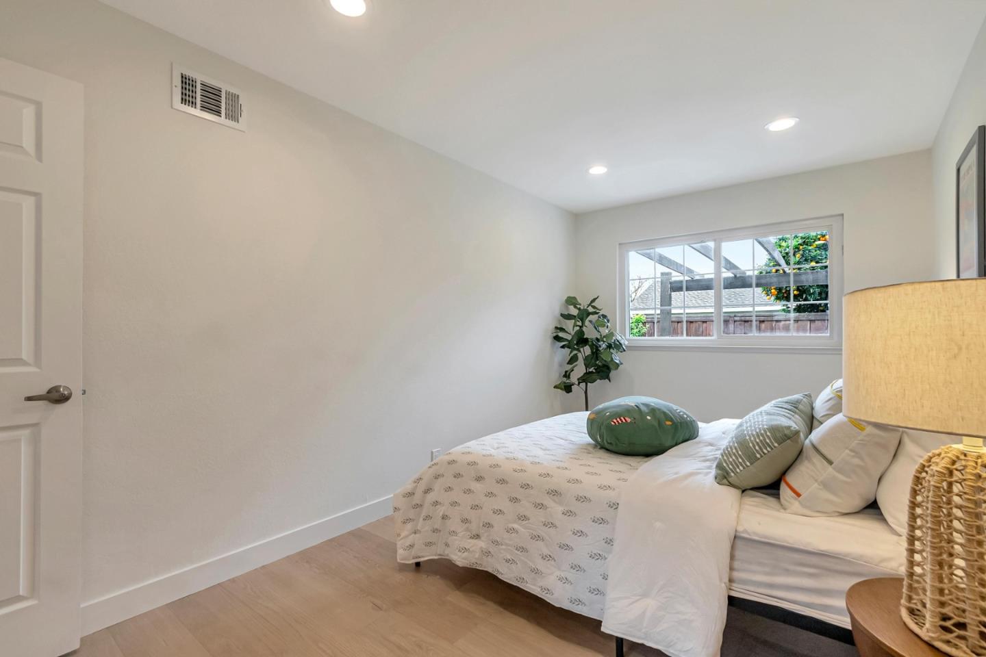 Detail Gallery Image 30 of 46 For 4883 Rue Tours Ct, San Jose,  CA 95136 - 4 Beds | 2 Baths