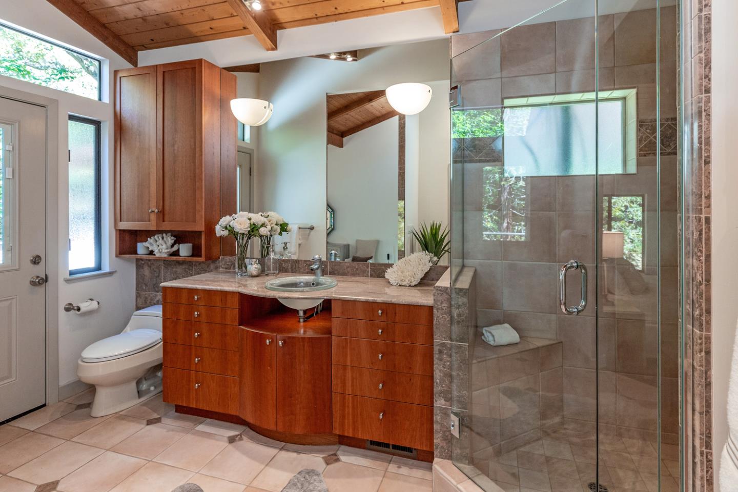 Detail Gallery Image 20 of 38 For 27381 Moody Rd, Los Altos Hills,  CA 94022 - 4 Beds | 2/1 Baths