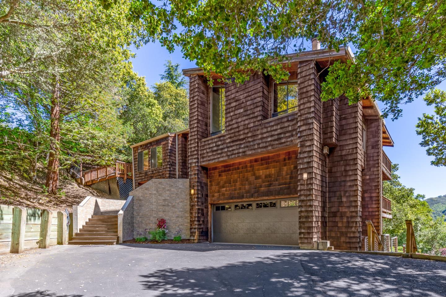 Detail Gallery Image 3 of 38 For 27381 Moody Rd, Los Altos Hills,  CA 94022 - 4 Beds | 2/1 Baths