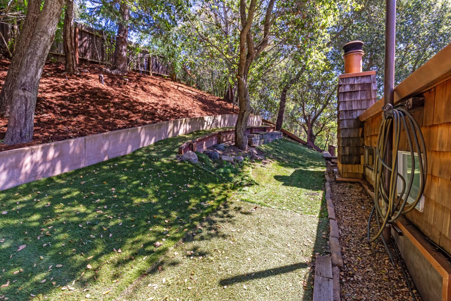 Detail Gallery Image 31 of 38 For 27381 Moody Rd, Los Altos Hills,  CA 94022 - 4 Beds | 2/1 Baths