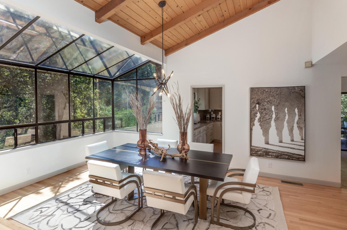 Detail Gallery Image 9 of 38 For 27381 Moody Rd, Los Altos Hills,  CA 94022 - 4 Beds | 2/1 Baths