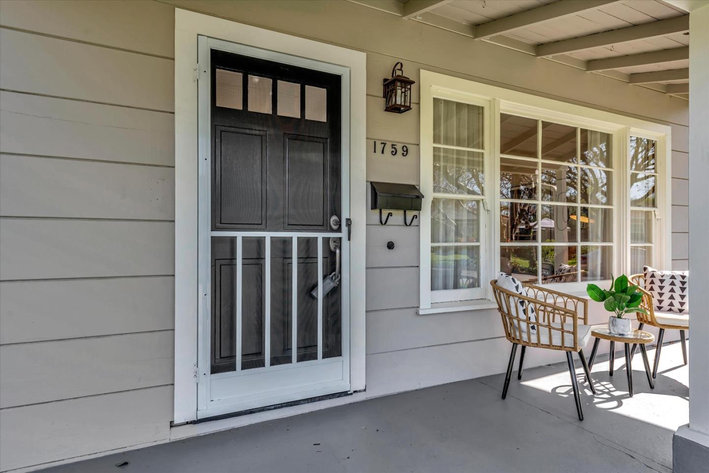 Detail Gallery Image 4 of 41 For 1759 Heatherdale Ave, San Jose,  CA 95126 - 2 Beds | 1 Baths