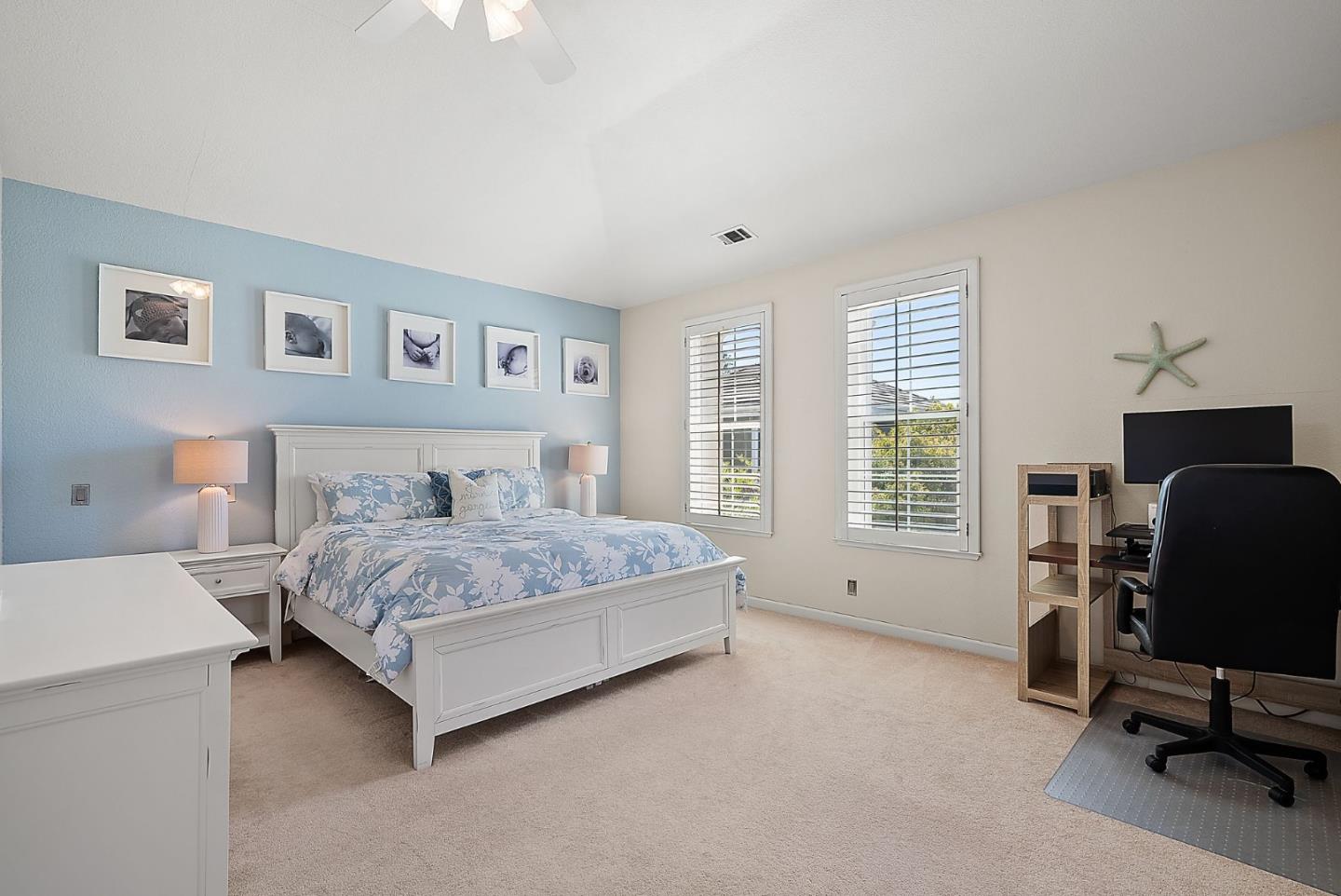 Detail Gallery Image 22 of 46 For 10 Mandalay Ct, Redwood Shores,  CA 94065 - 4 Beds | 2/1 Baths