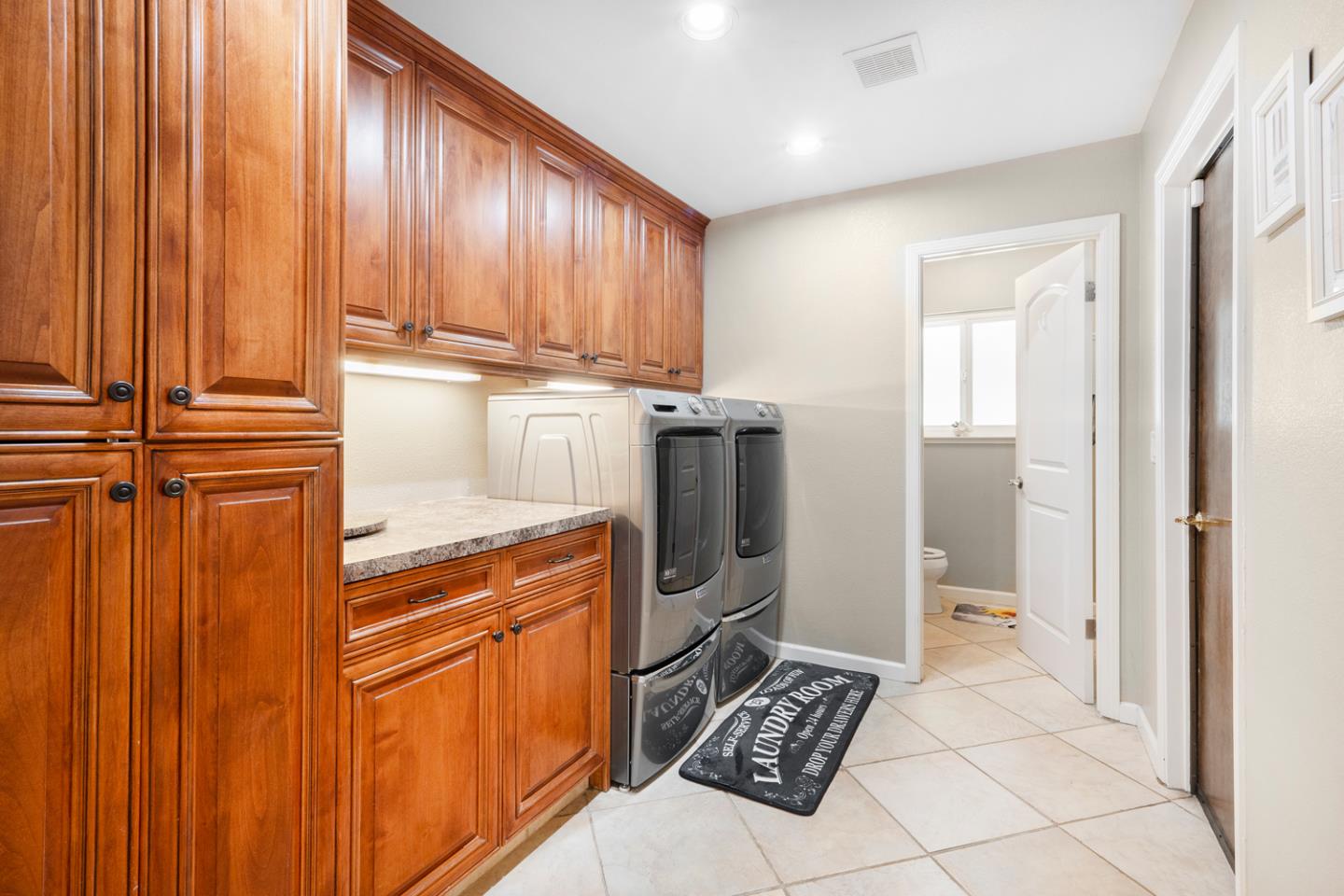 Detail Gallery Image 20 of 59 For 13495 Center Ave, San Martin,  CA 95046 - 4 Beds | 2/1 Baths