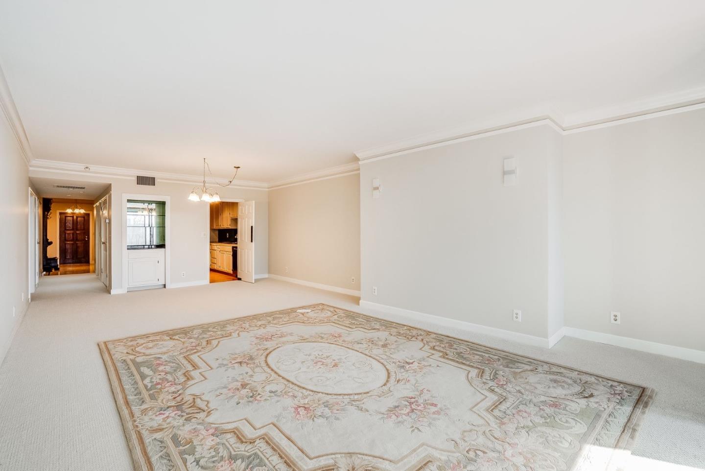 Detail Gallery Image 14 of 34 For 555 Laurel Ave #302,  San Mateo,  CA 94401 - 2 Beds | 2 Baths