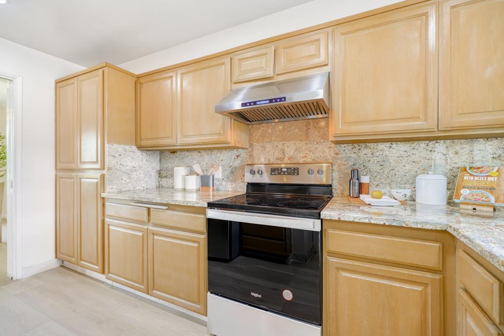 Detail Gallery Image 17 of 60 For 872 Andromeda Ln, Foster City,  CA 94404 - 2 Beds | 2/1 Baths