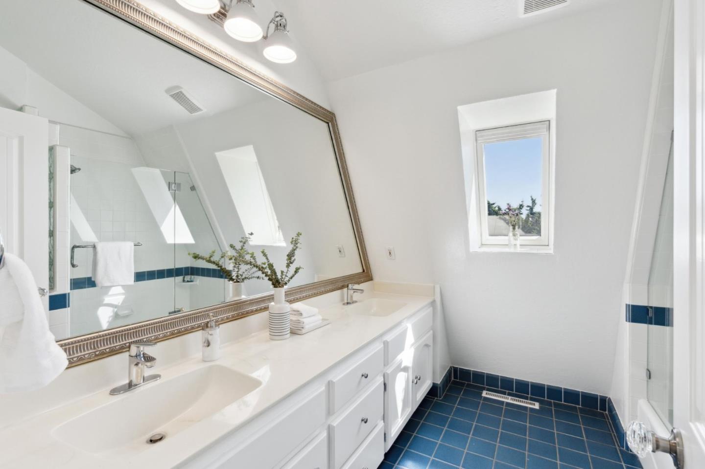 Detail Gallery Image 33 of 50 For 324 Granelli Ave, Half Moon Bay,  CA 94019 - 3 Beds | 2/1 Baths