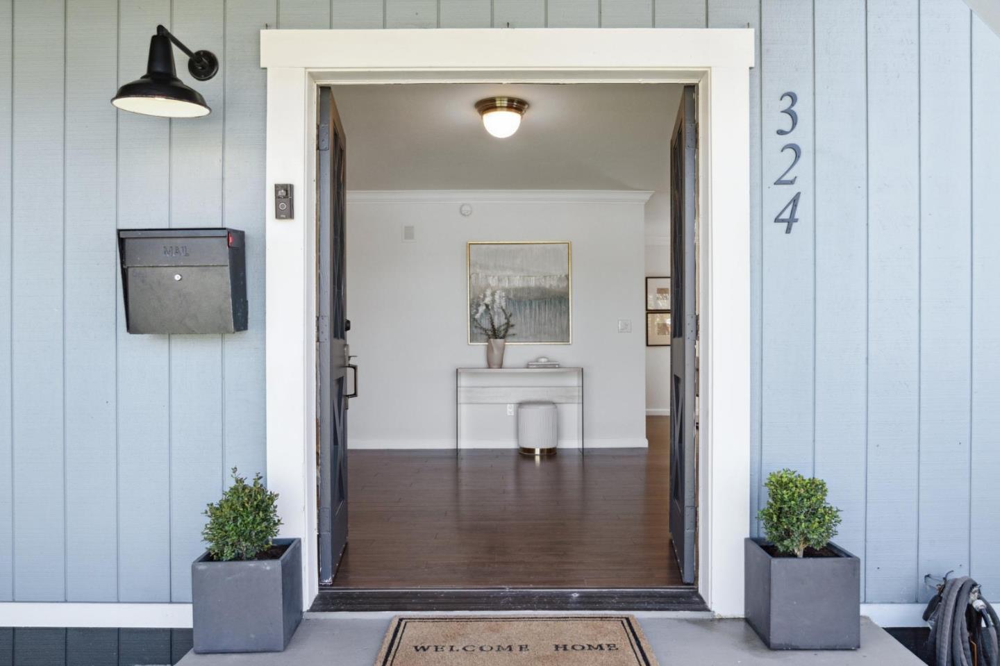 Detail Gallery Image 7 of 50 For 324 Granelli Ave, Half Moon Bay,  CA 94019 - 3 Beds | 2/1 Baths