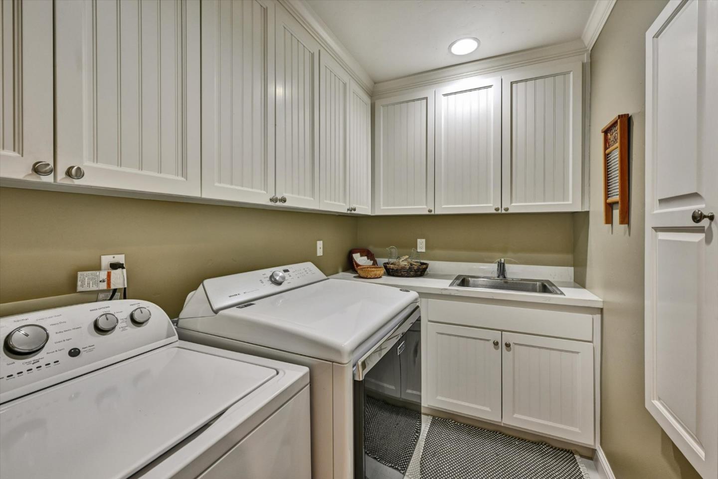 Detail Gallery Image 36 of 60 For 462 Lockewood Ln, Scotts Valley,  CA 95066 - 5 Beds | 3/1 Baths