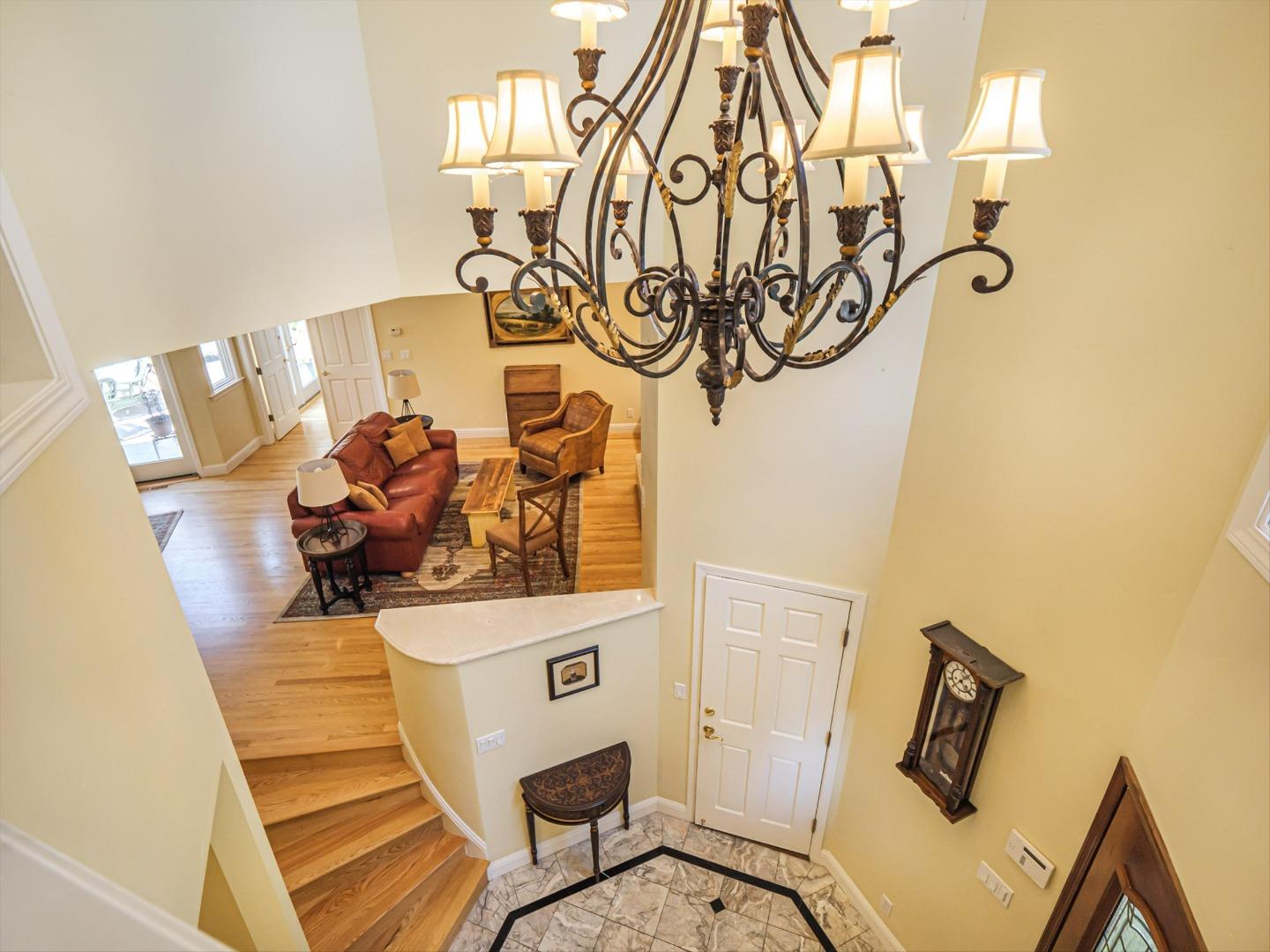 Detail Gallery Image 4 of 58 For 462 Lockewood Ln, Scotts Valley,  CA 95066 - 5 Beds | 3/1 Baths