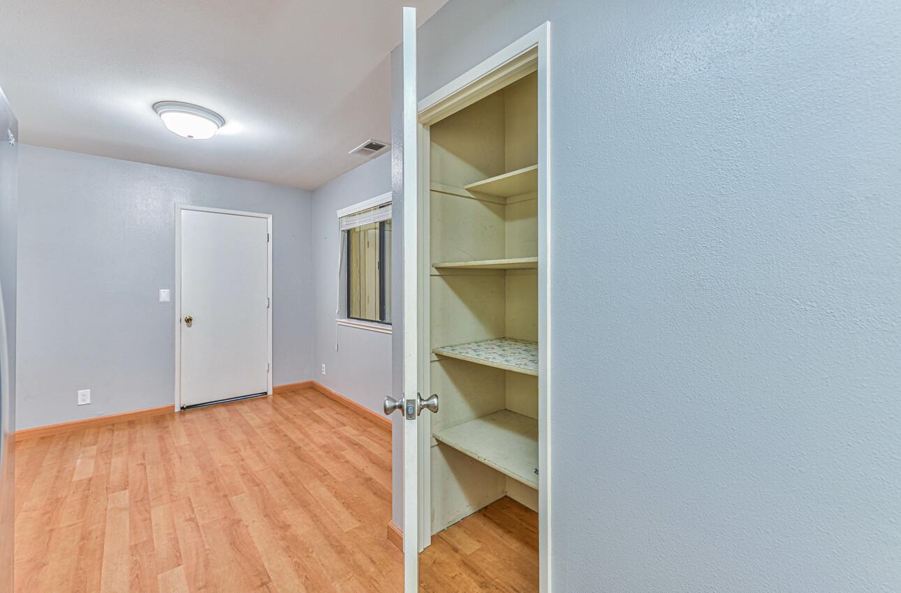 Detail Gallery Image 16 of 30 For 1844 Cherokee Dr #1,  Salinas,  CA 93906 - 2 Beds | 2 Baths