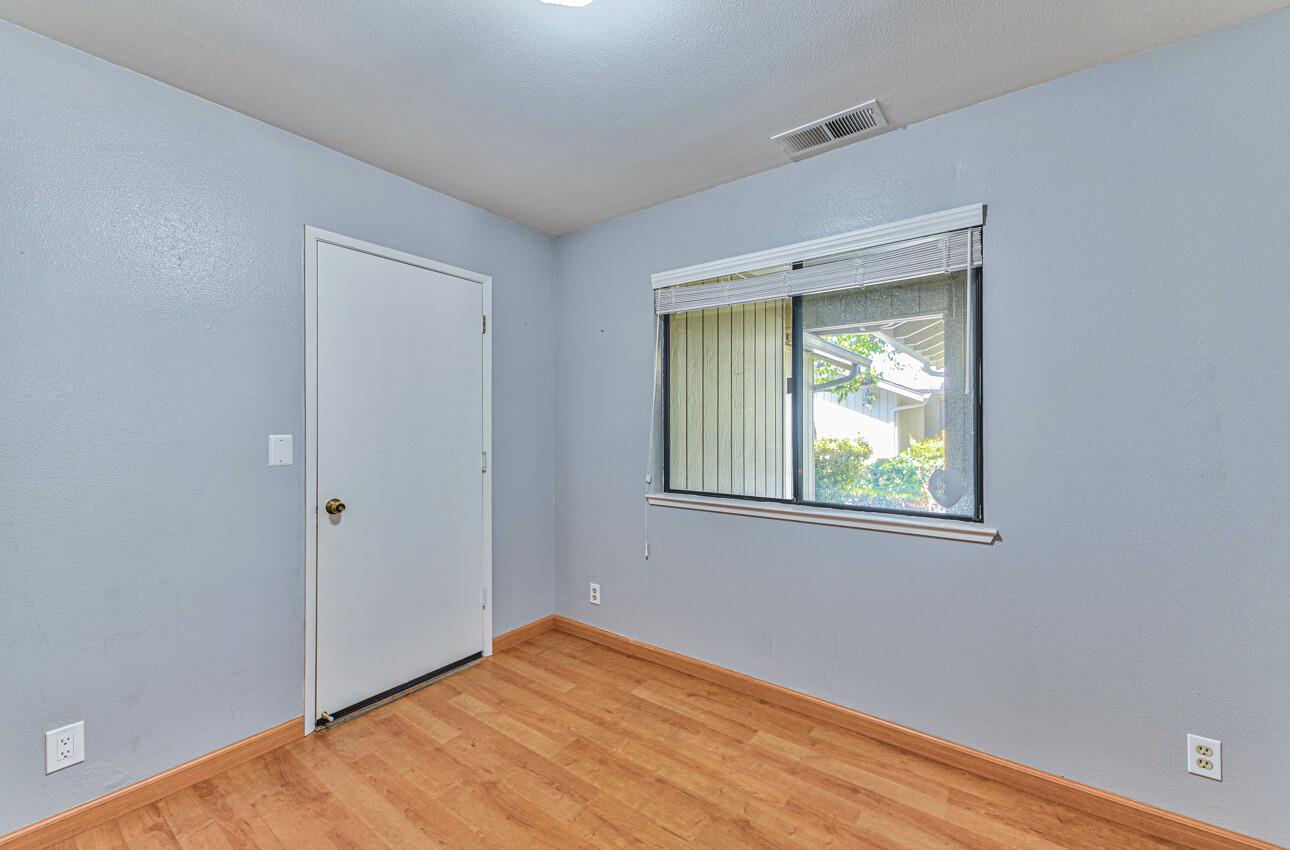 Detail Gallery Image 17 of 30 For 1844 Cherokee Dr #1,  Salinas,  CA 93906 - 2 Beds | 2 Baths
