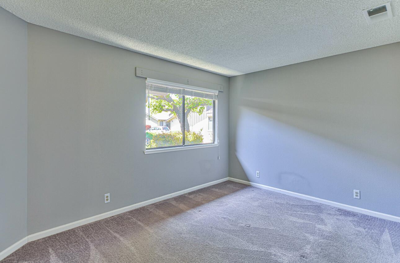 Detail Gallery Image 25 of 30 For 1844 Cherokee Dr #1,  Salinas,  CA 93906 - 2 Beds | 2 Baths