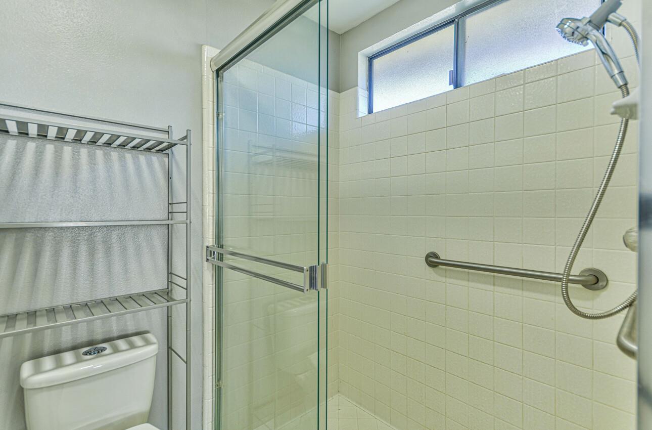 Detail Gallery Image 26 of 30 For 1844 Cherokee Dr #1,  Salinas,  CA 93906 - 2 Beds | 2 Baths