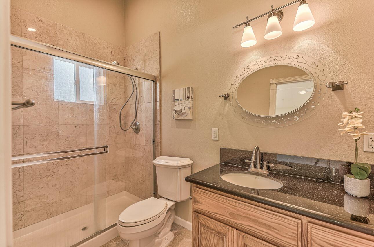 Detail Gallery Image 23 of 41 For 17785 Countryside Ct, Salinas,  CA 93907 - 5 Beds | 4 Baths