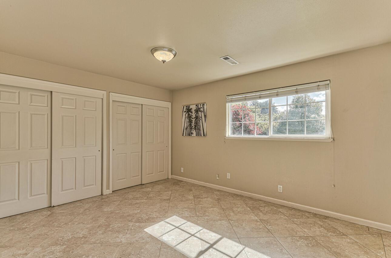 Detail Gallery Image 29 of 41 For 17785 Countryside Ct, Salinas,  CA 93907 - 5 Beds | 4 Baths