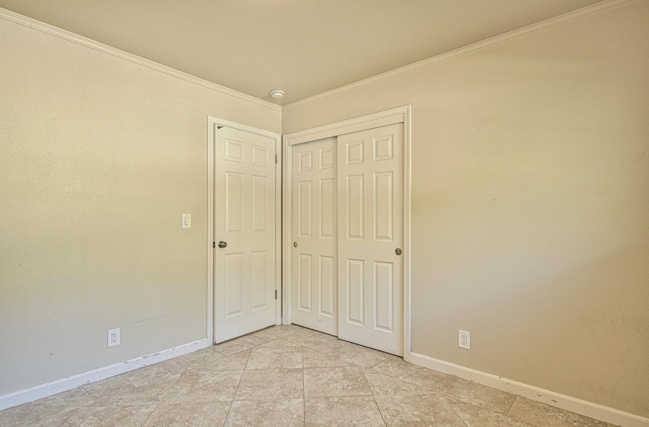 Detail Gallery Image 34 of 41 For 17785 Countryside Ct, Salinas,  CA 93907 - 5 Beds | 4 Baths