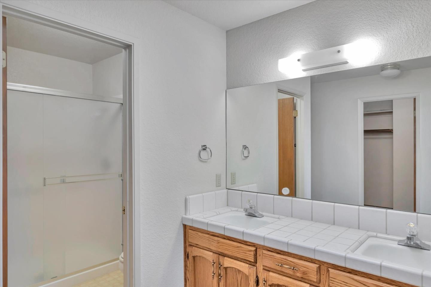 Detail Gallery Image 35 of 45 For 678 Duffin Dr, Hollister,  CA 95023 - 2 Beds | 2/1 Baths