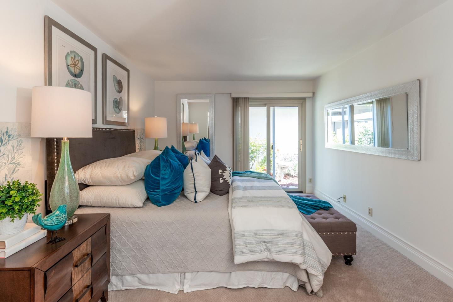 Detail Gallery Image 10 of 21 For 8132 Park Villa Cir, Cupertino,  CA 95014 - 2 Beds | 2 Baths