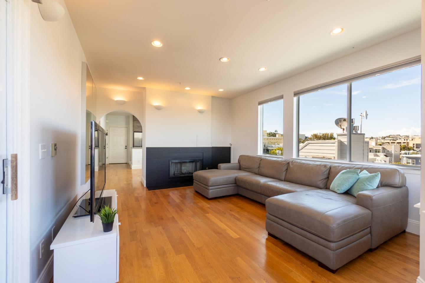 Detail Gallery Image 20 of 49 For 1800 Turk St #402,  San Francisco,  CA 94115 - 2 Beds | 1 Baths