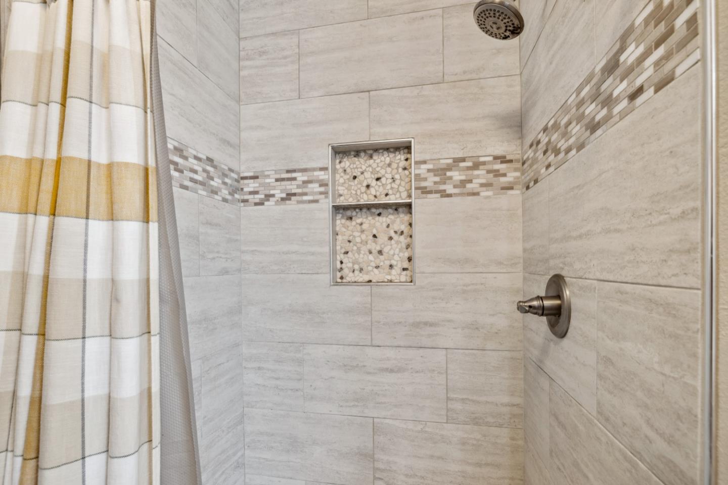 Detail Gallery Image 22 of 59 For 444 Whispering Pines Dr #81,  Scotts Valley,  CA 95066 - 3 Beds | 2 Baths