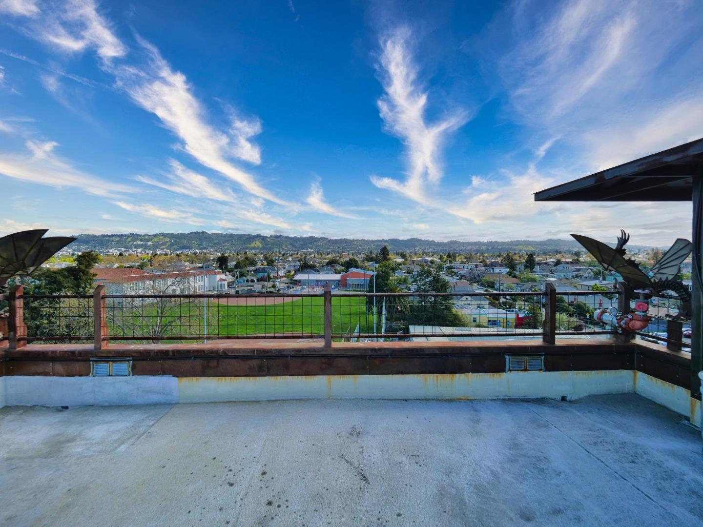 Detail Gallery Image 39 of 72 For 6105 San Pablo Ave #404,  Oakland,  CA 94608 - 1 Beds | 1/1 Baths