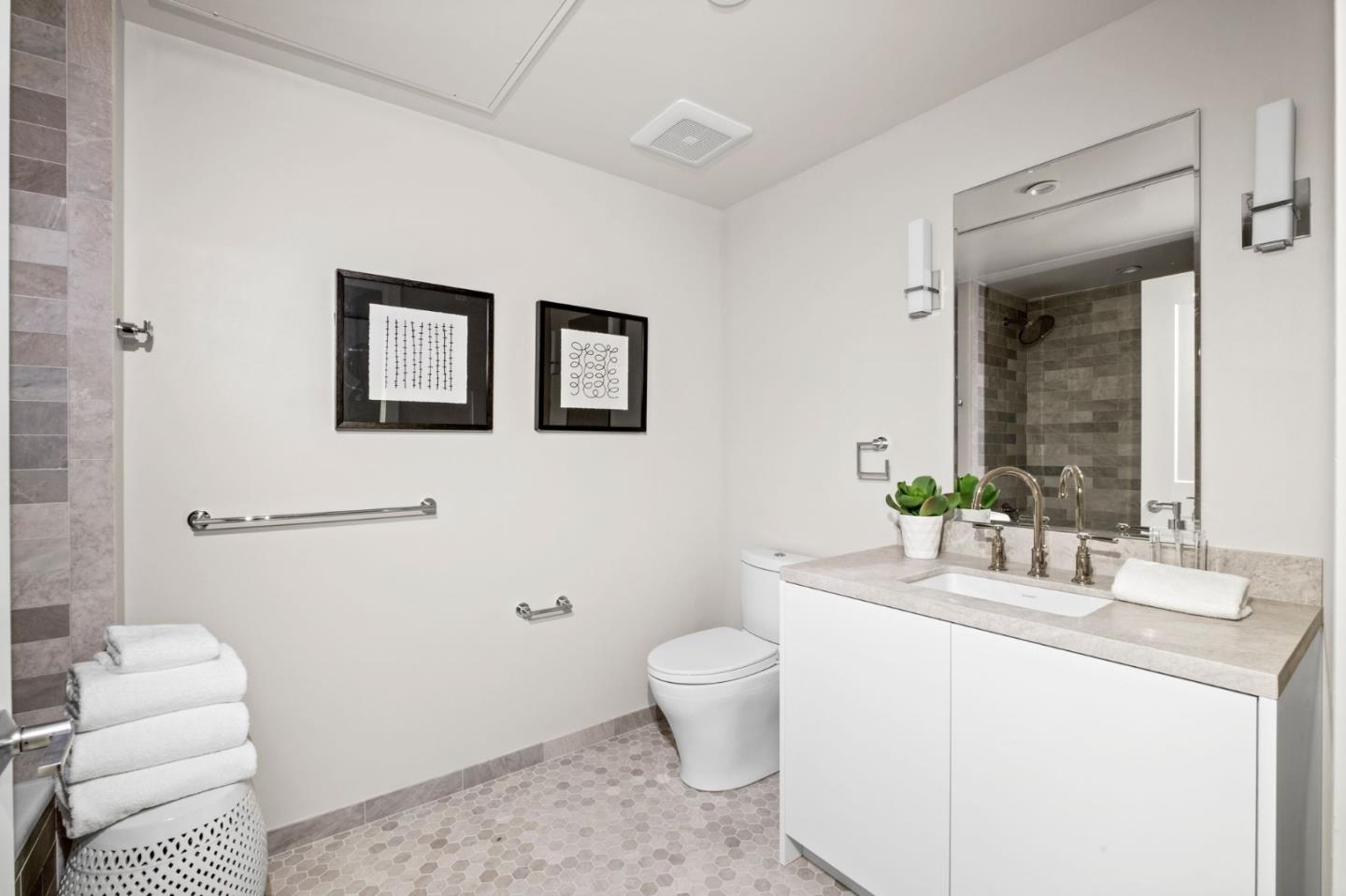 Detail Gallery Image 17 of 34 For 450 1st St #209,  Los Altos,  CA 94022 - 2 Beds | 2 Baths