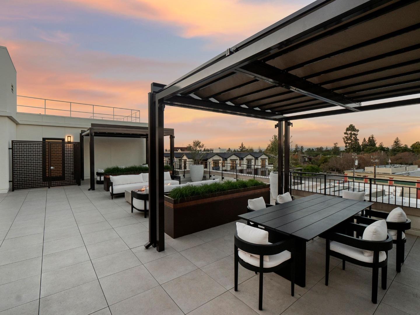 Detail Gallery Image 31 of 34 For 450 1st St #209,  Los Altos,  CA 94022 - 2 Beds | 2 Baths