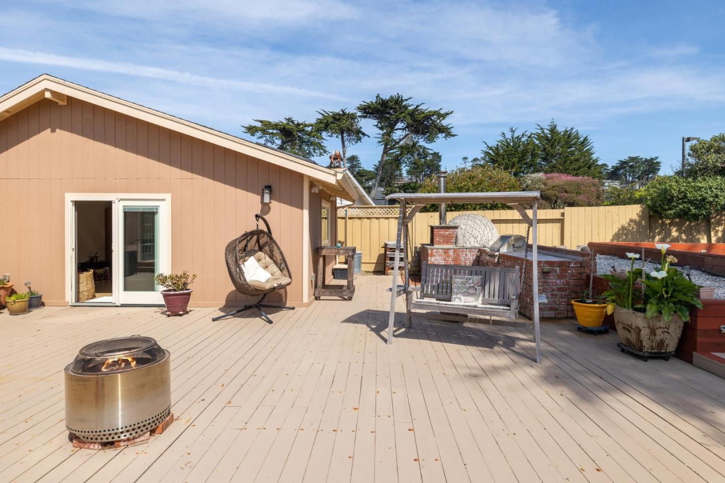 Detail Gallery Image 33 of 43 For 121 Arbor Ln, Moss Beach,  CA 94038 - 3 Beds | 2 Baths