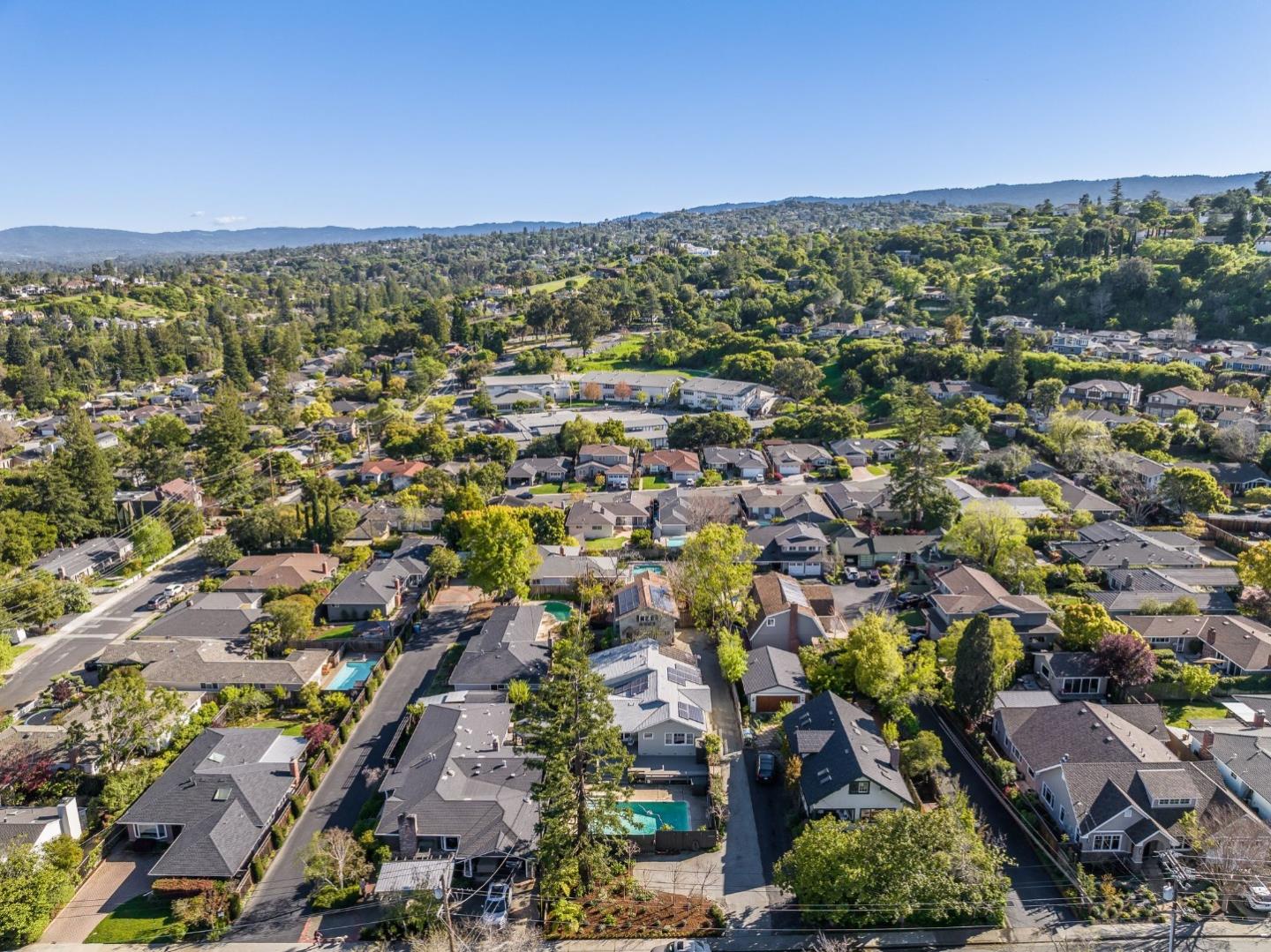 Detail Gallery Image 53 of 53 For 2751 Eaton Ave, San Carlos,  CA 94070 - 6 Beds | 3 Baths