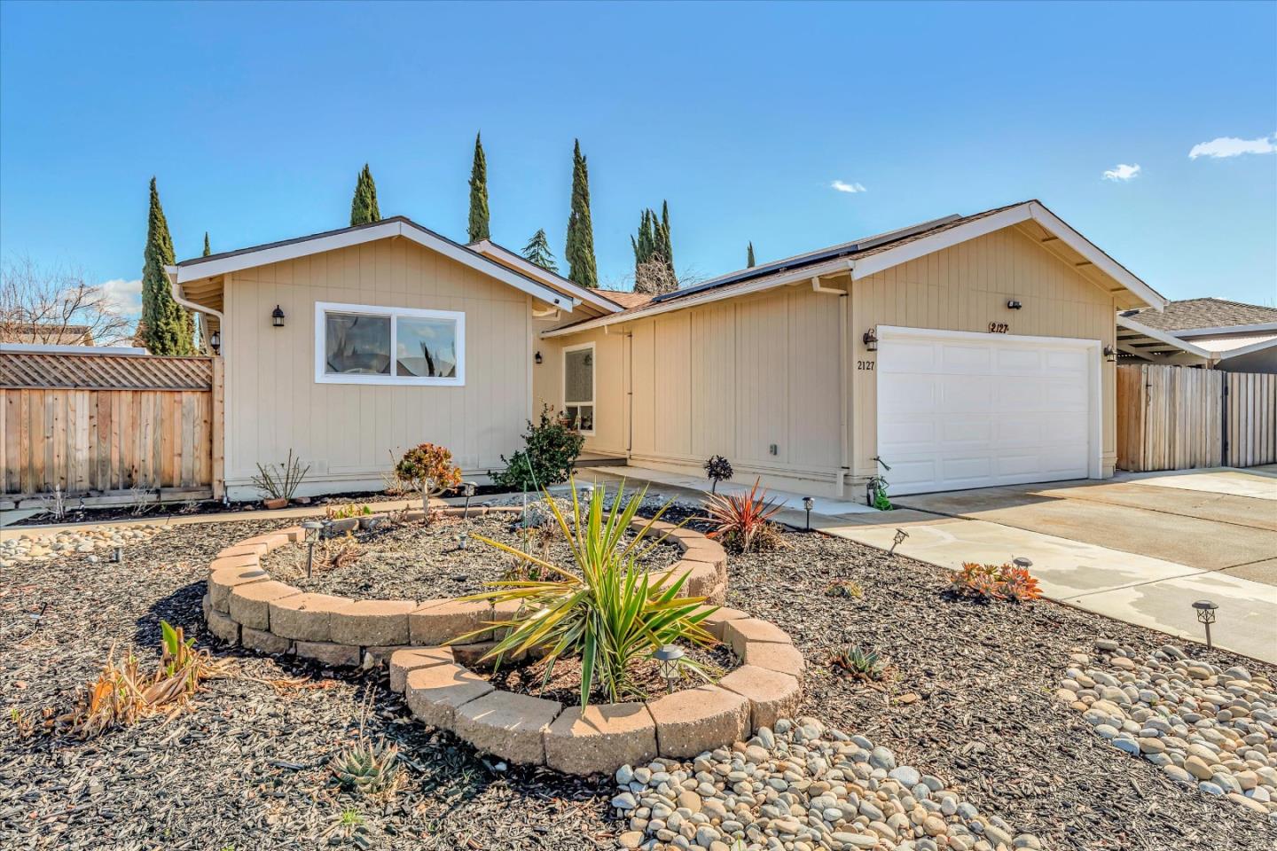 Photo of 2127 Shetland Rd in Livermore, CA