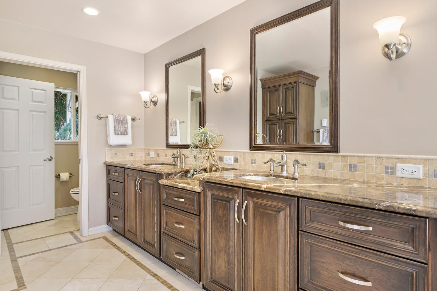 Detail Gallery Image 25 of 47 For 105 Madera Ct, Los Gatos,  CA 95032 - 5 Beds | 3/1 Baths
