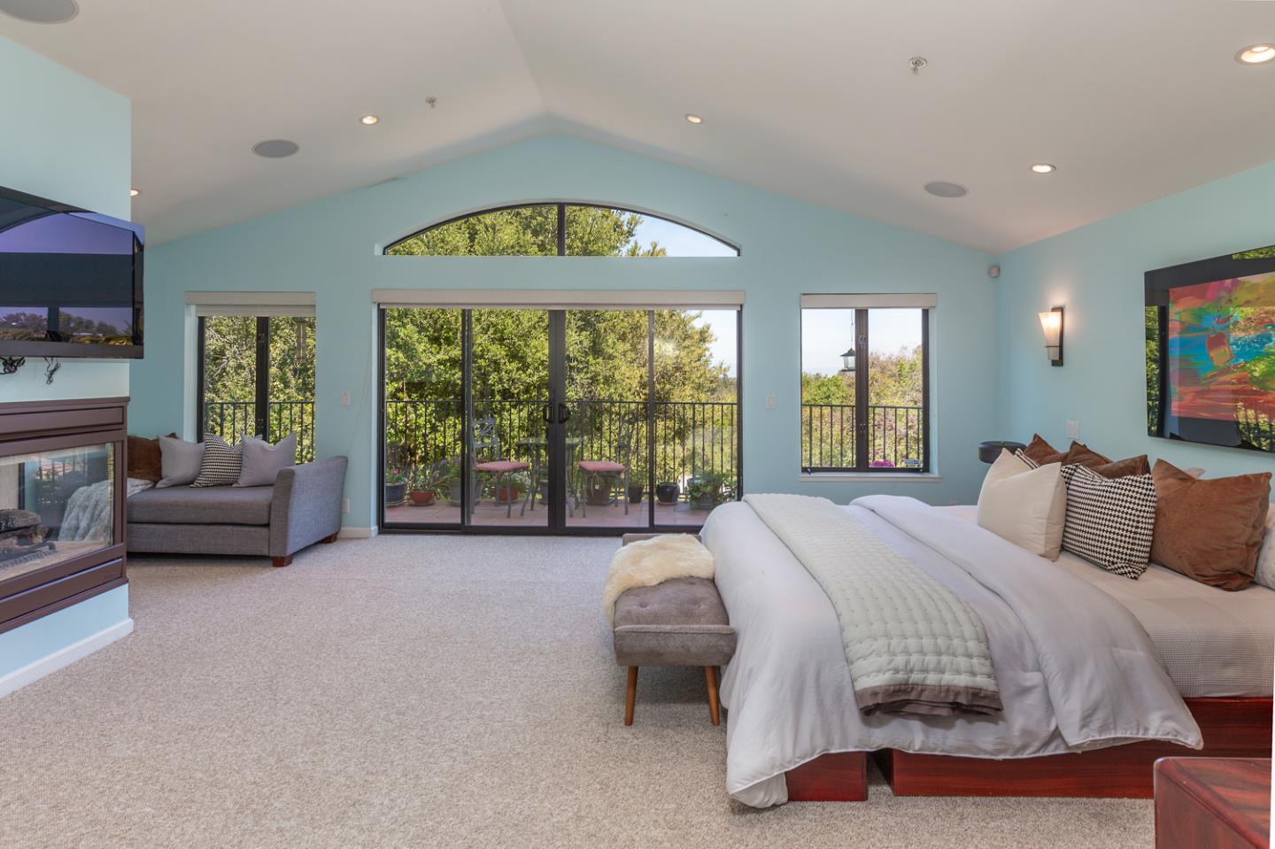 Detail Gallery Image 20 of 44 For 2292 Mimosa Ct, Los Altos,  CA 94024 - 4 Beds | 3/1 Baths