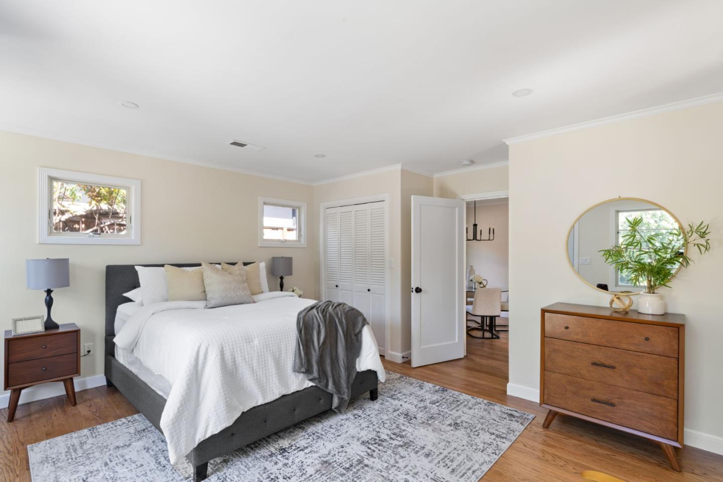 Detail Gallery Image 9 of 25 For 115 Haight St, Menlo Park,  CA 94025 - 3 Beds | 2 Baths