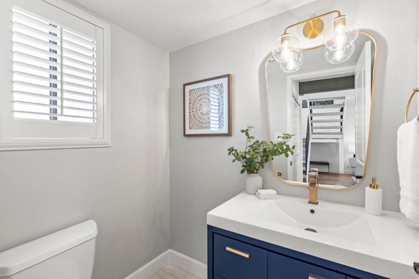 Detail Gallery Image 22 of 28 For 469 W Meadow Dr #10,  Palo Alto,  CA 94306 - 2 Beds | 1/1 Baths