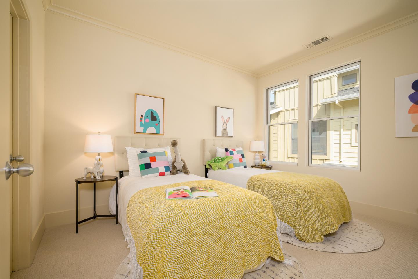 Detail Gallery Image 11 of 25 For 877 Altaire Walk, Palo Alto,  CA 94303 - 3 Beds | 2/1 Baths